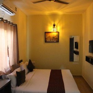 Bangalore Airport Inn Hotel, Airport Pickup & Drop Available 24X7